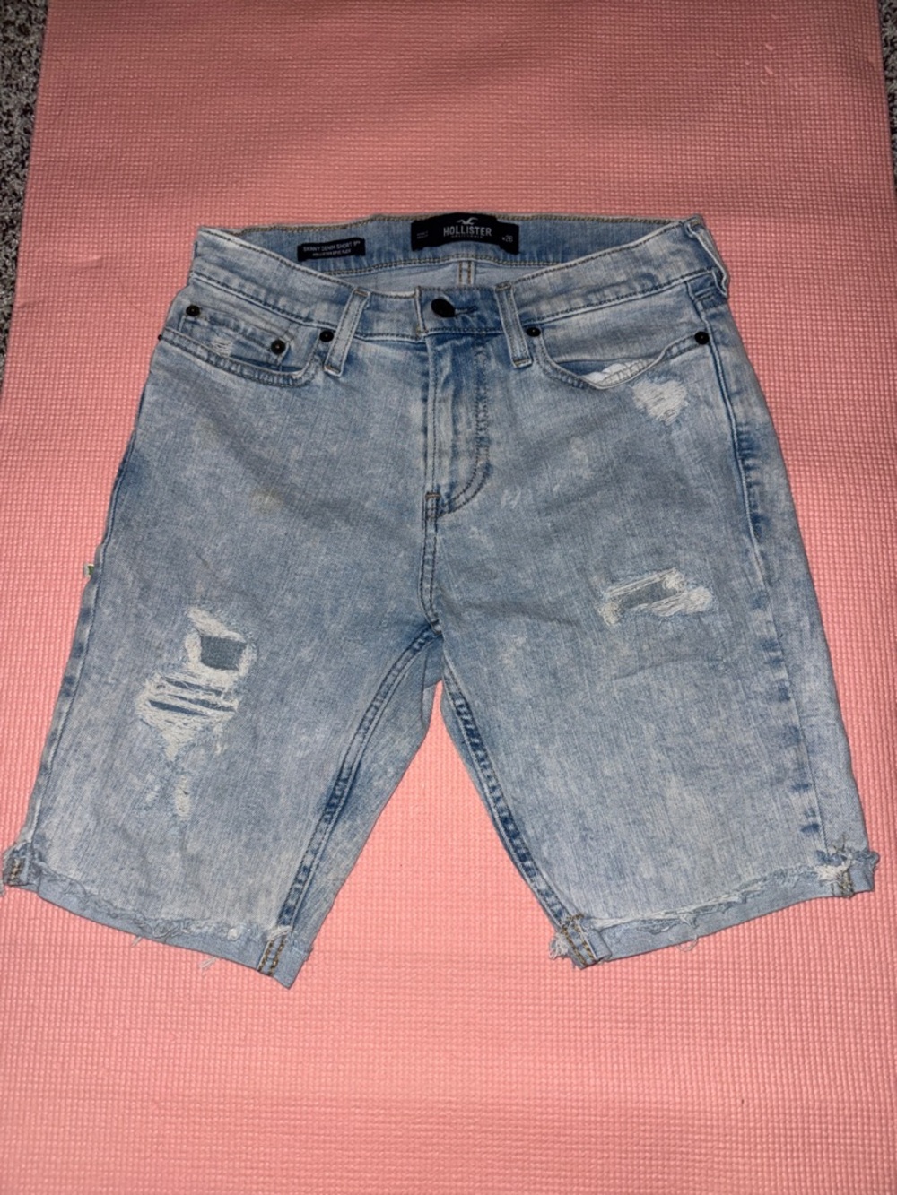 Hollister Light Wash Distressed Denim Men’s Shorts